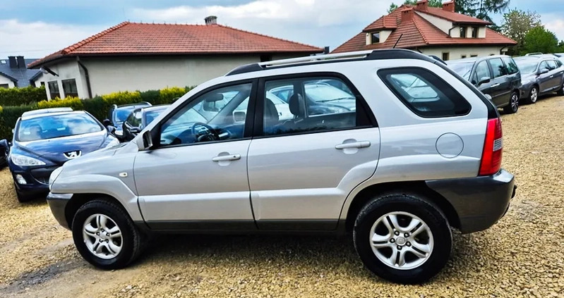 Kia Sportage cena 17500 przebieg: 199000, rok produkcji 2005 z Łapy małe 704